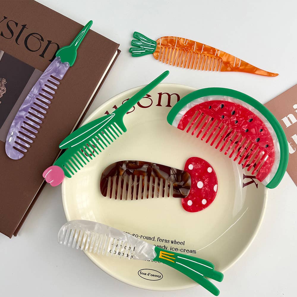 
                  
                    Acetate Animal Combs
                  
                