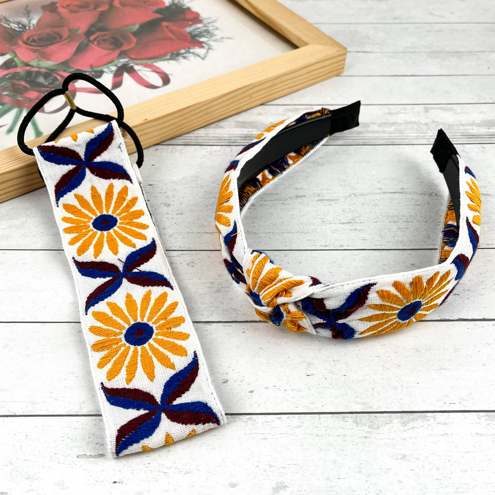 
                  
                    Embroidered Coneflower Knotted Headband
                  
                