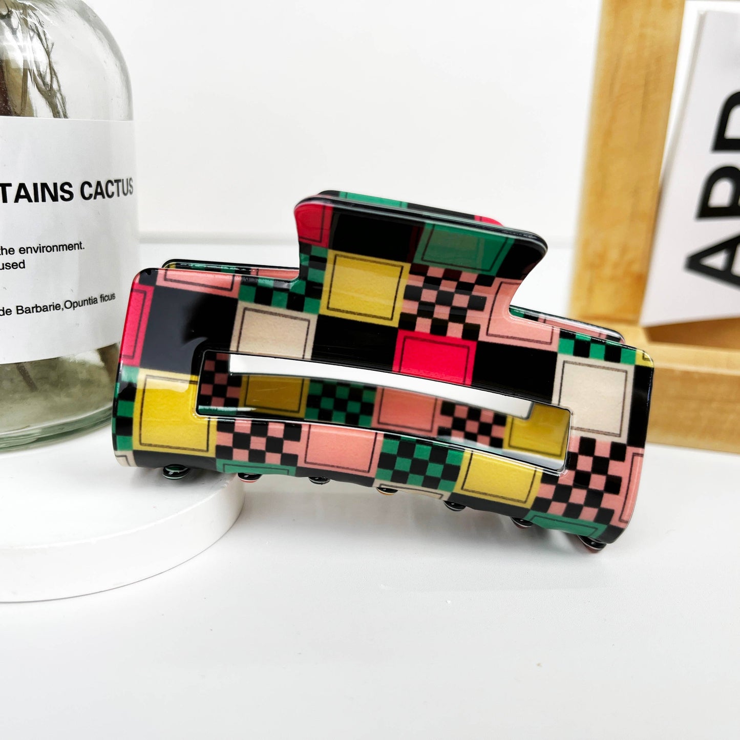 
                  
                    Modern Checkers Hair Claw
                  
                