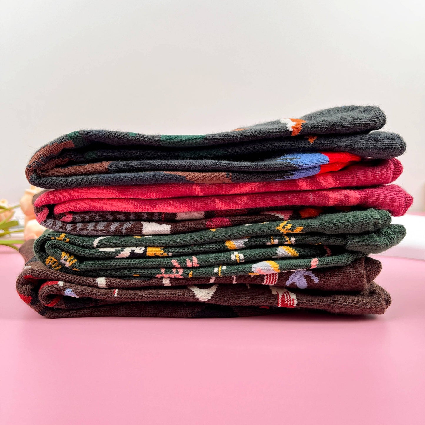 
                  
                    Oil Painting Illustrations Mid-Calf Socks
                  
                