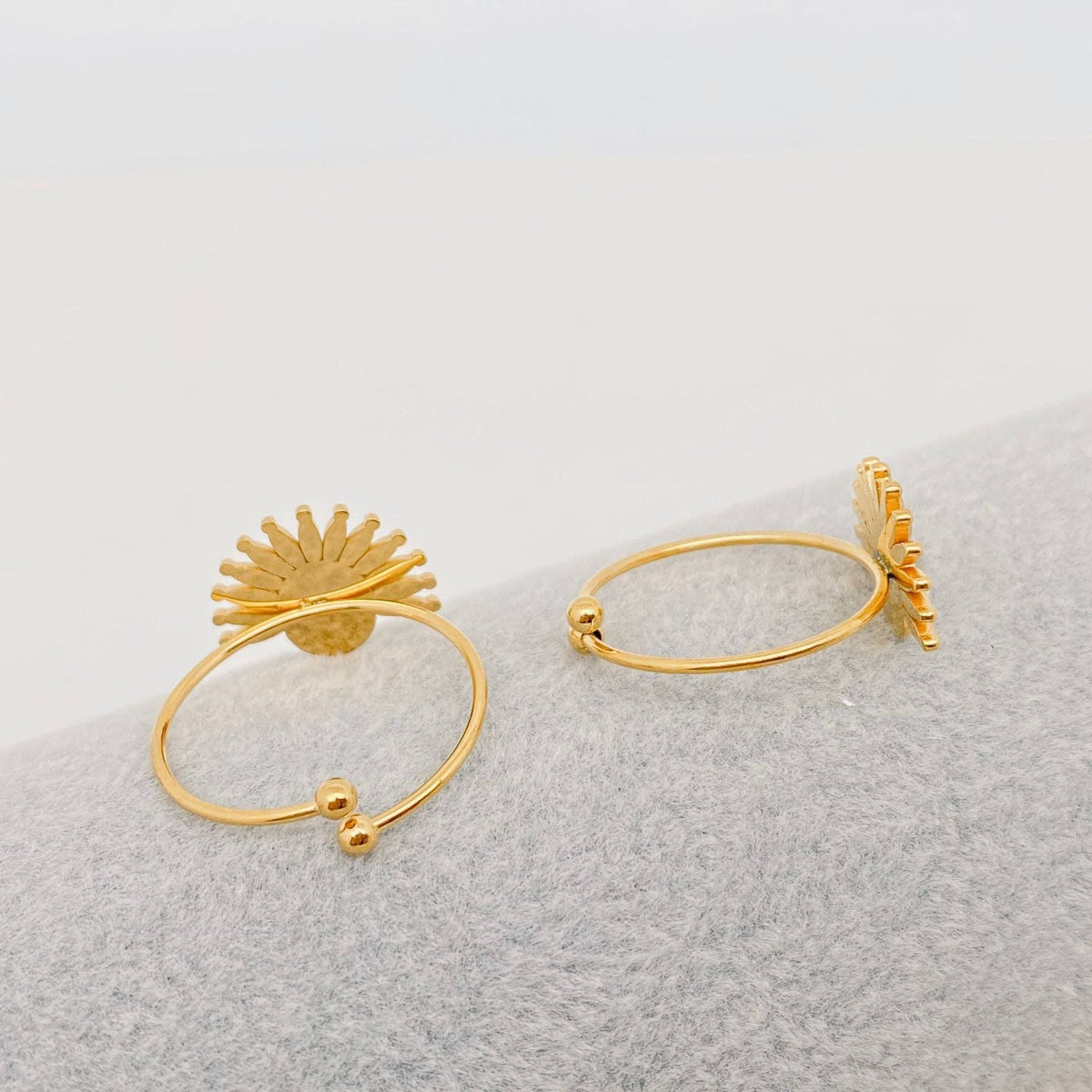 
                  
                    Inlaid Stone Sun Crown Adjustable Ring
                  
                