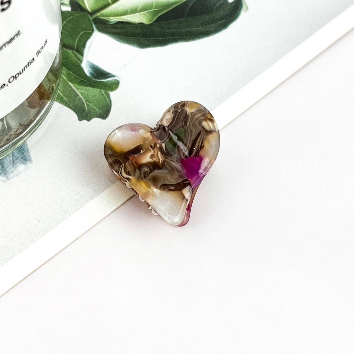 
                  
                    Tiny Hearts Mini Hair Claws
                  
                