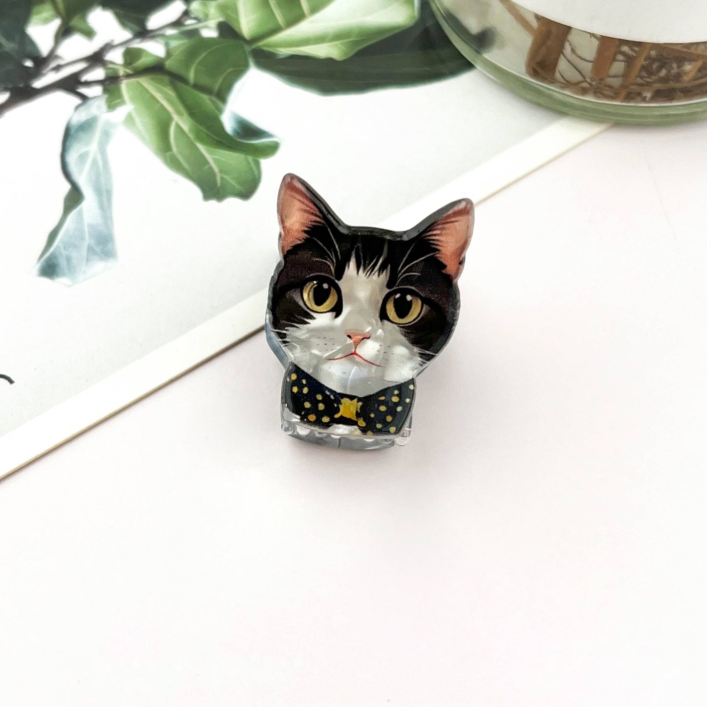 
                  
                    Character Cats Small Hair Claws
                  
                