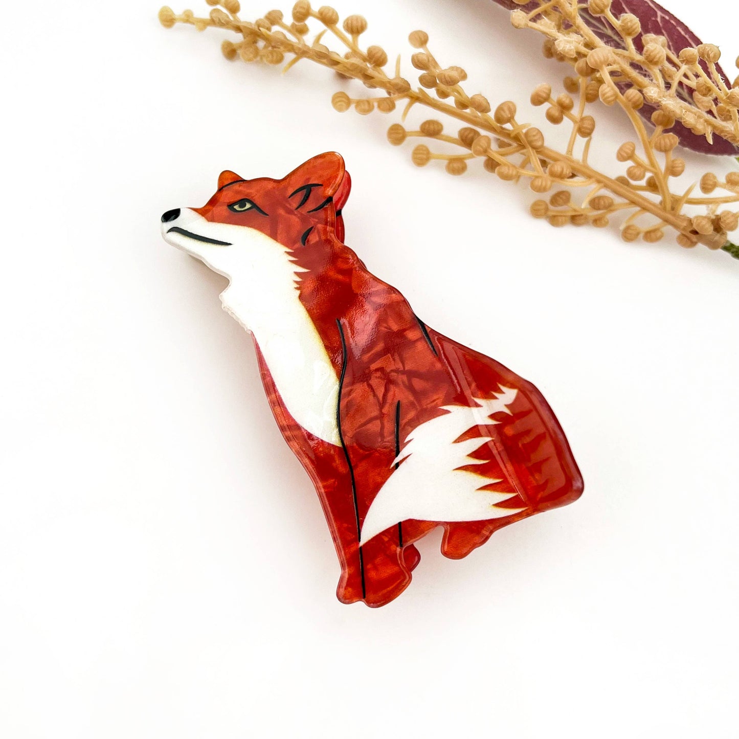 
                  
                    Fox Hair Claw
                  
                
