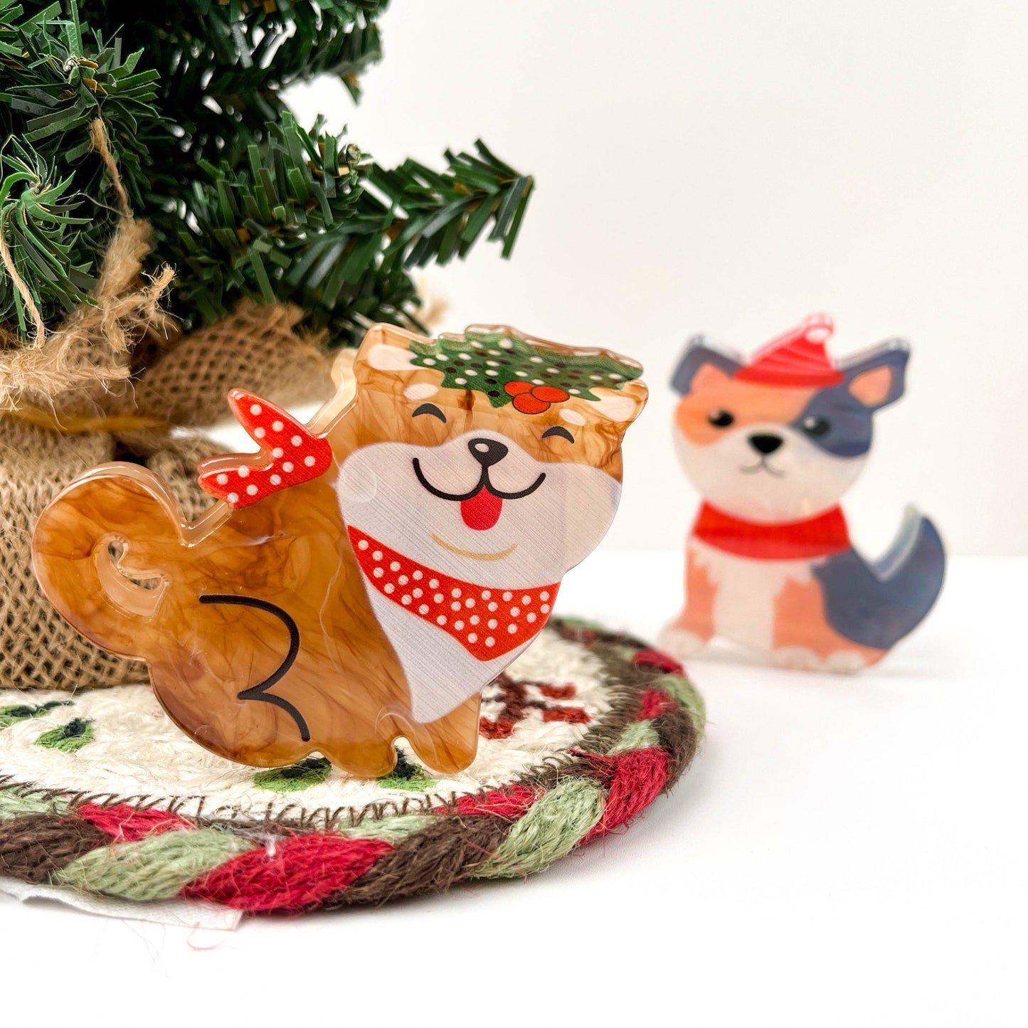 
                  
                    Winter Scarf Animals Hair Claws
                  
                