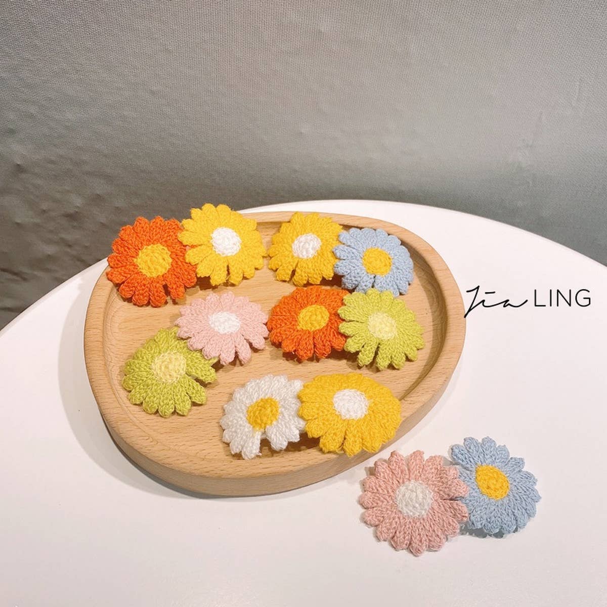
                  
                    Daisy Hair Clip
                  
                