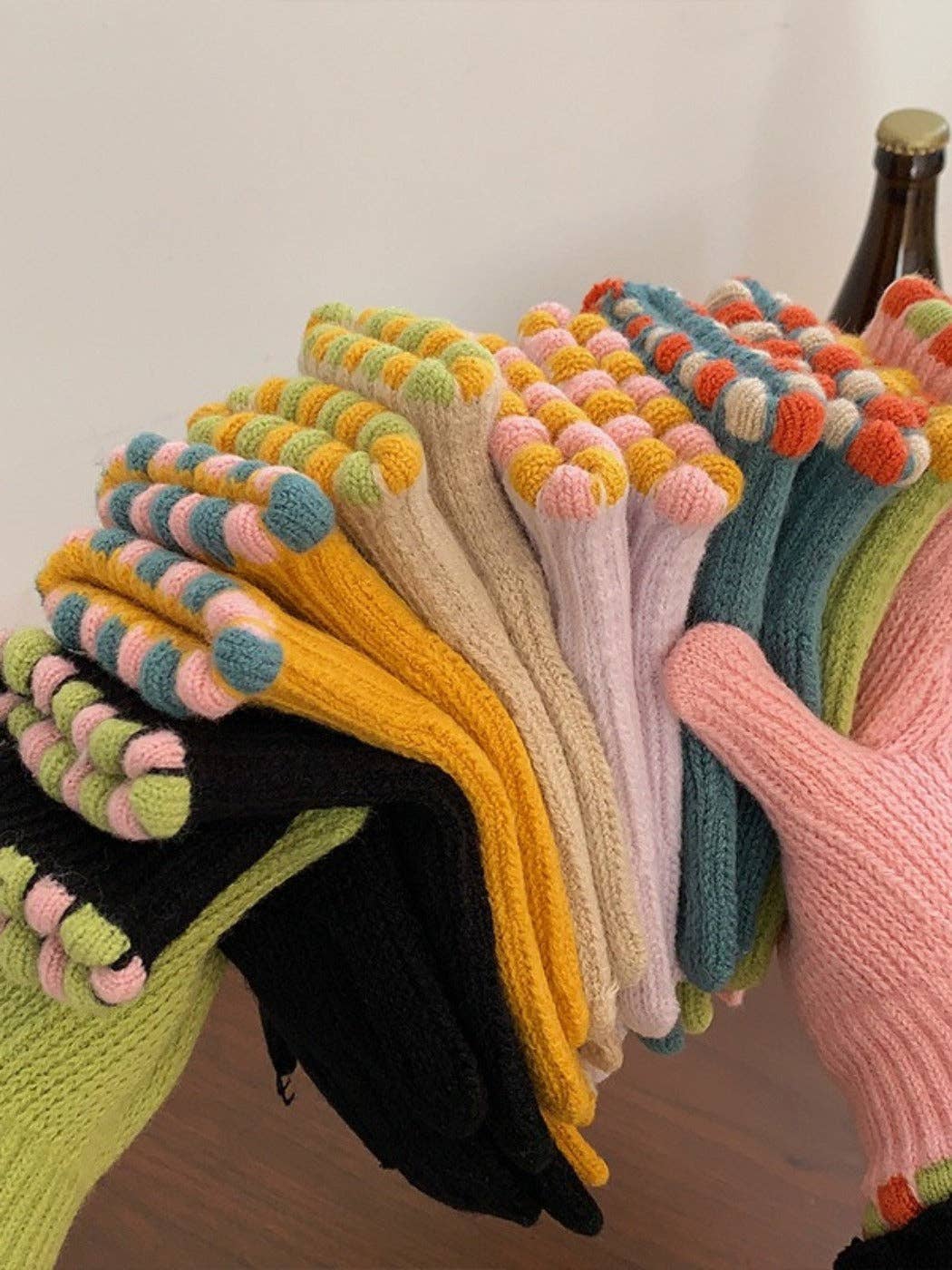 
                  
                    Dotted Cuff Knit Touchscreen Gloves
                  
                