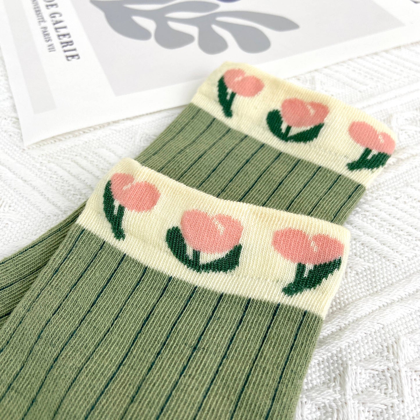 
                  
                    Sweetheart Vintage Floral Socks
                  
                