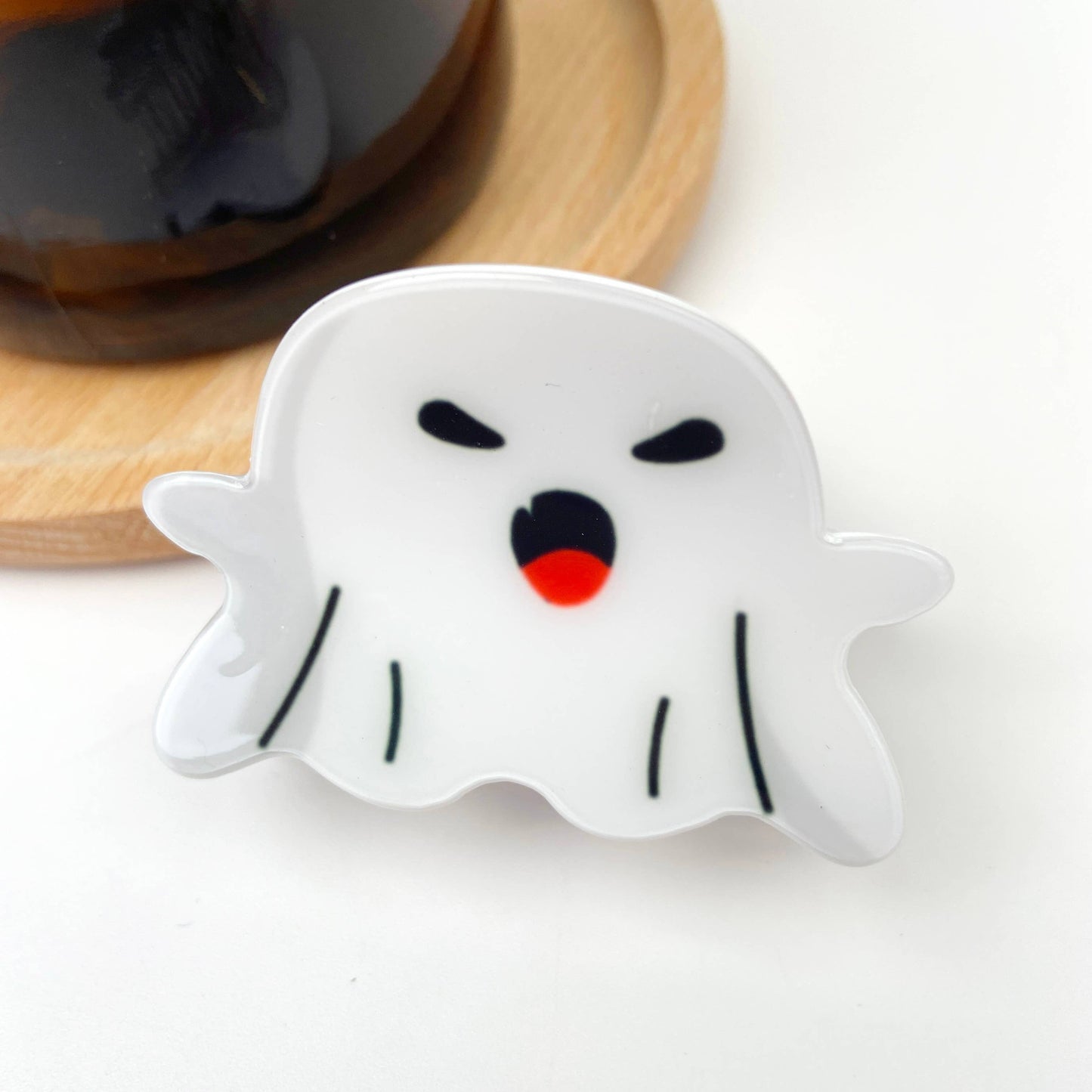 
                  
                    Mattte White Ghost Hair Claw
                  
                