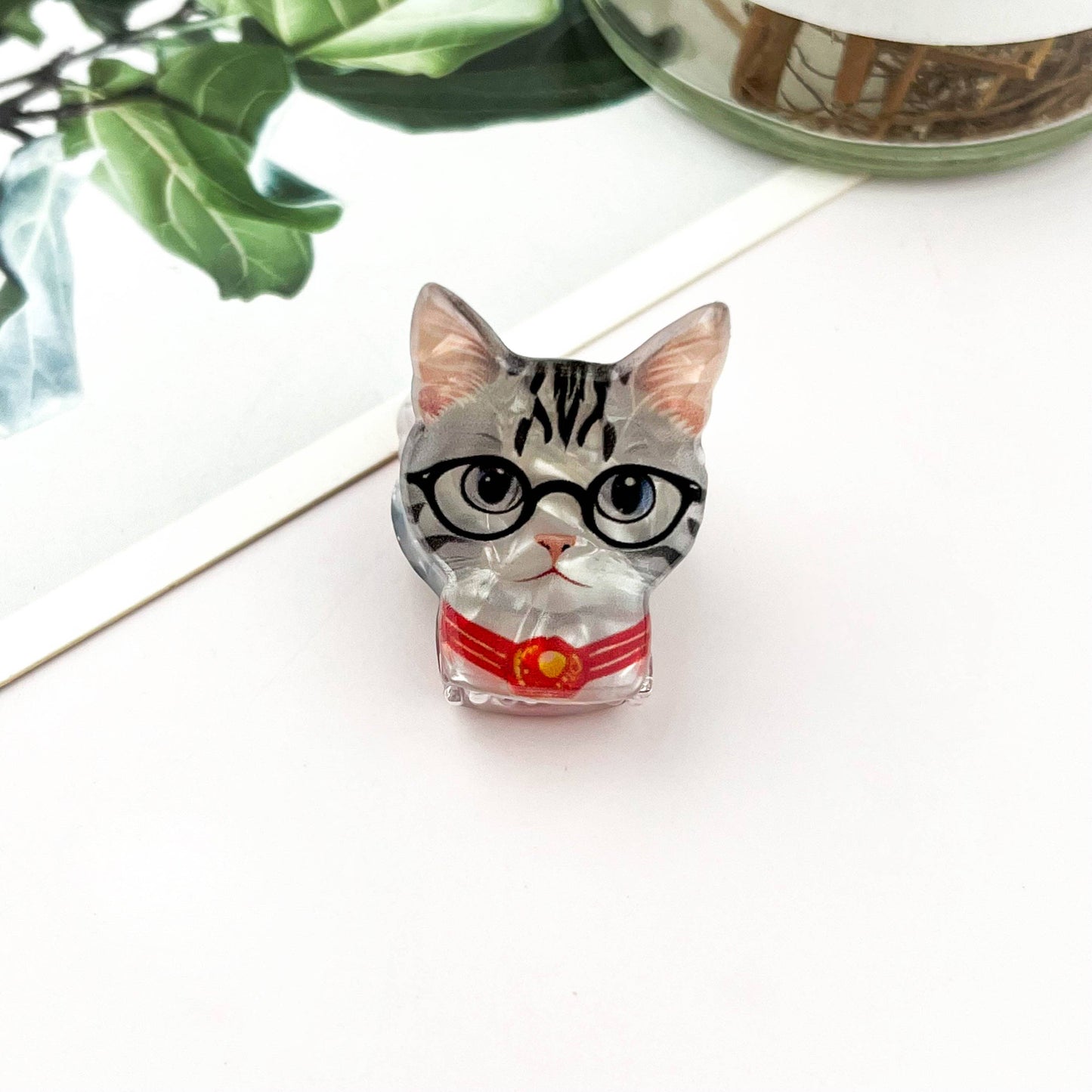 
                  
                    Character Cats Small Hair Claws
                  
                