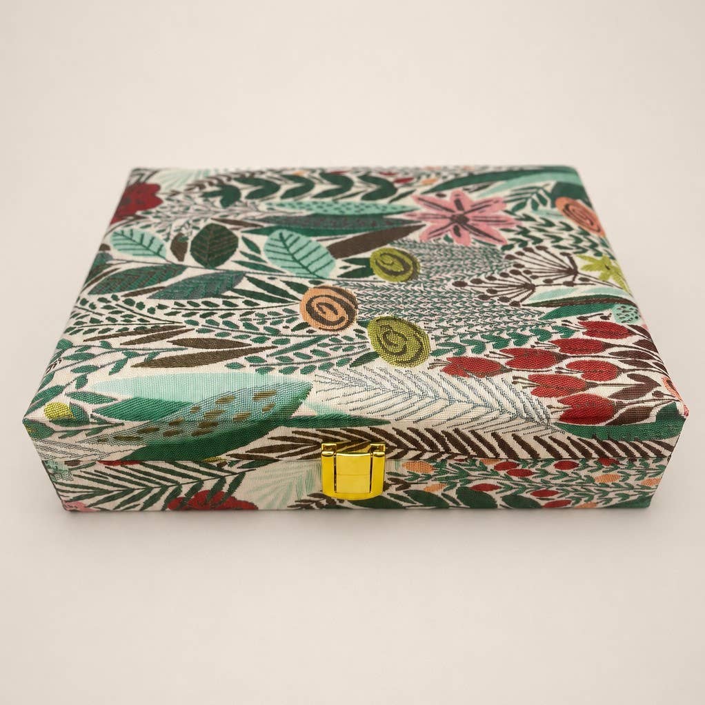 
                  
                    Jacquard Florals Travel Jewelry Case
                  
                