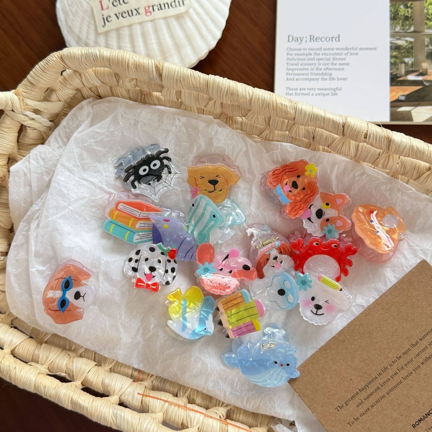 
                  
                    Mini Characters Mini Hair Claws
                  
                