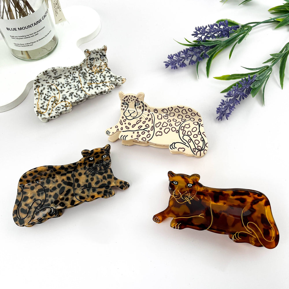 Lounging Leopards Hair Claw