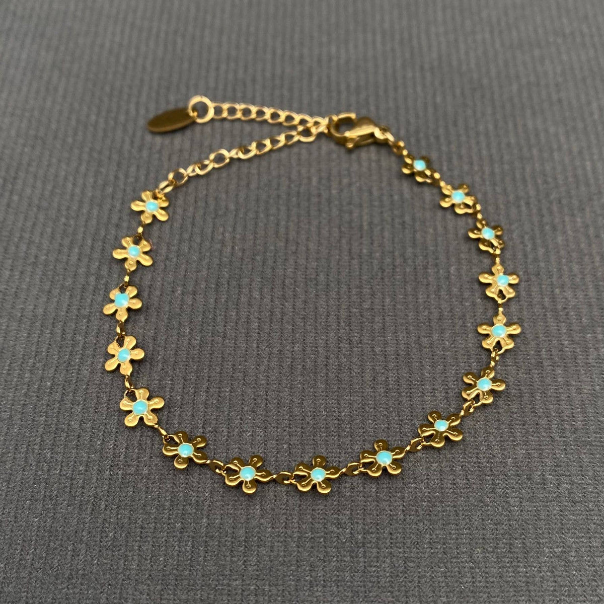 
                  
                    Enamel Dot Pistil Flower Bracelet
                  
                