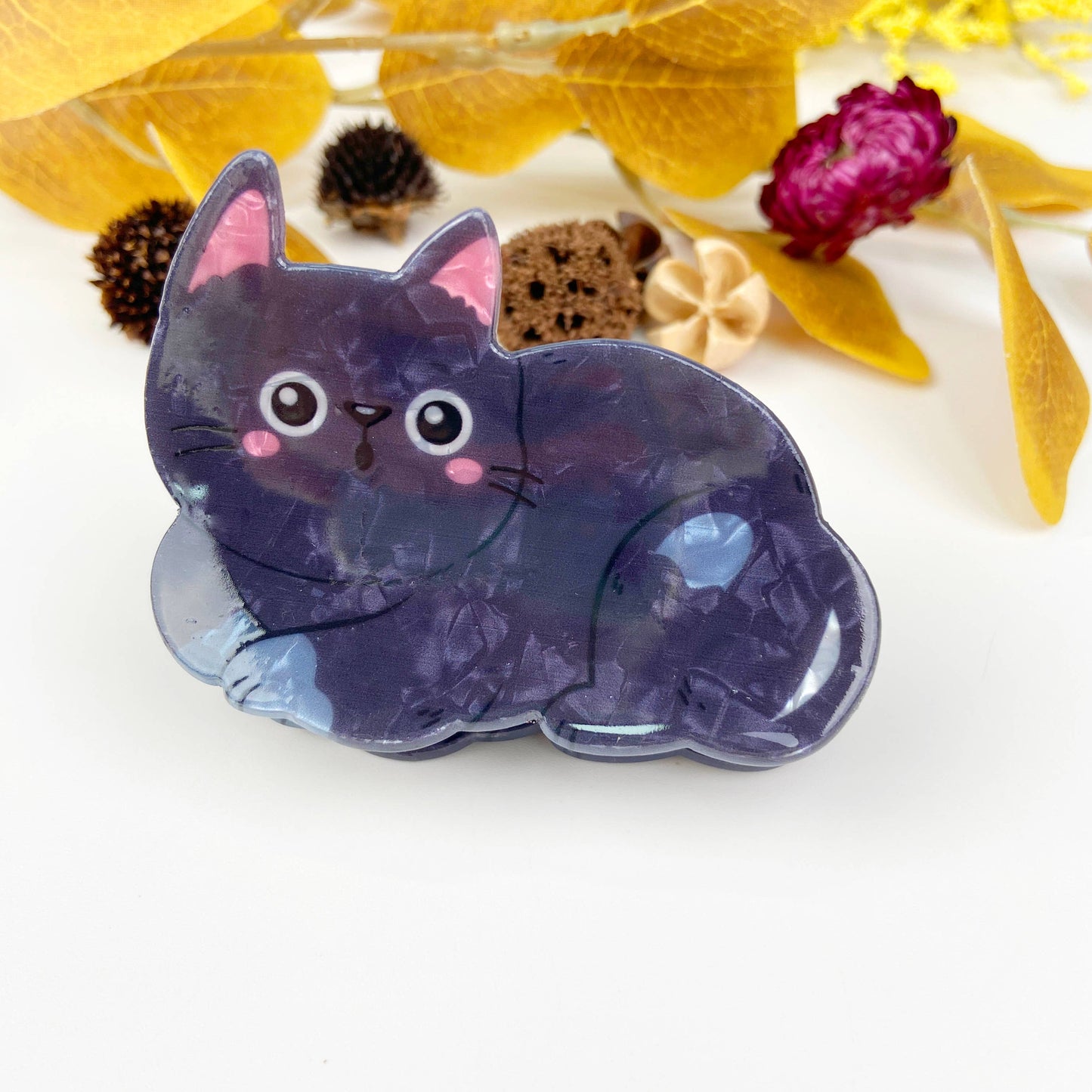 
                  
                    Champagne Cat Hair Claw No. 2
                  
                