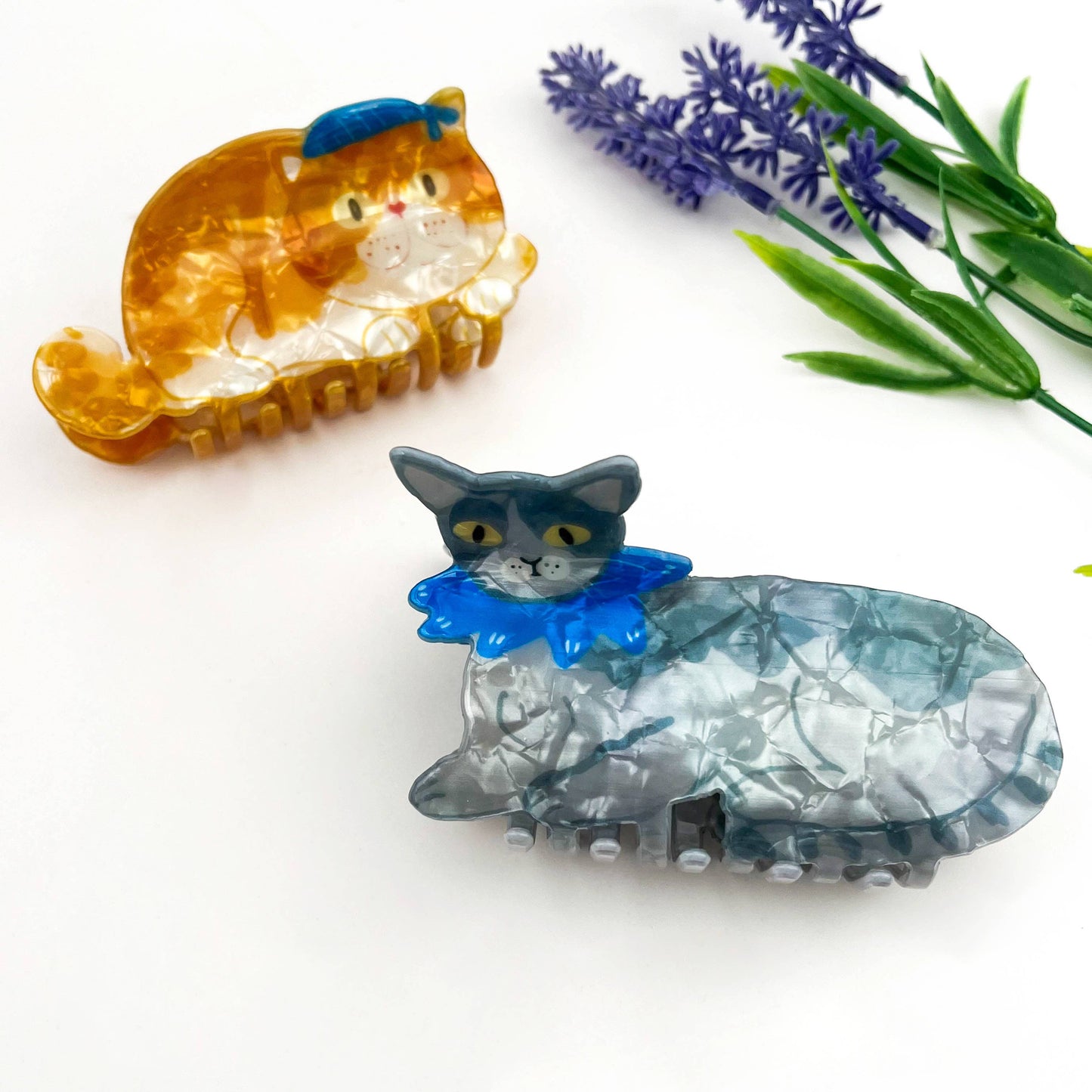 
                  
                    Creative Kitten Hair Claw
                  
                