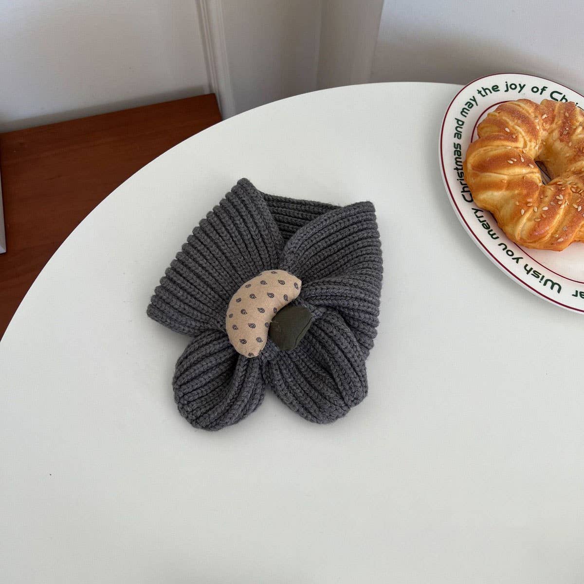 
                  
                    Kids Mushroom Knit Neck Scarf
                  
                