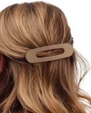 
                  
                    Long Oval Lay Flat Hair Claw: Neutrals
                  
                