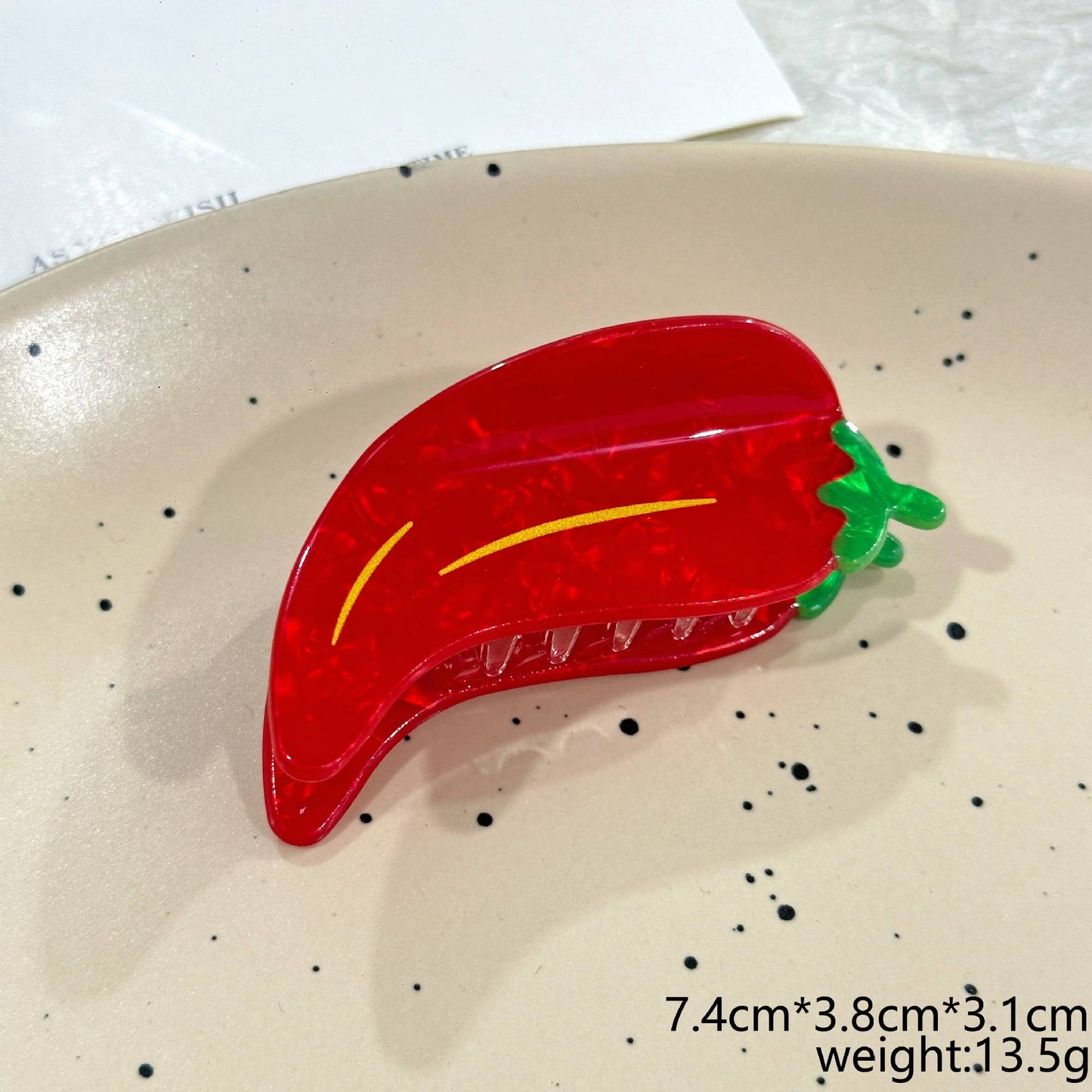 
                  
                    Chili + Dog Hair Claw
                  
                