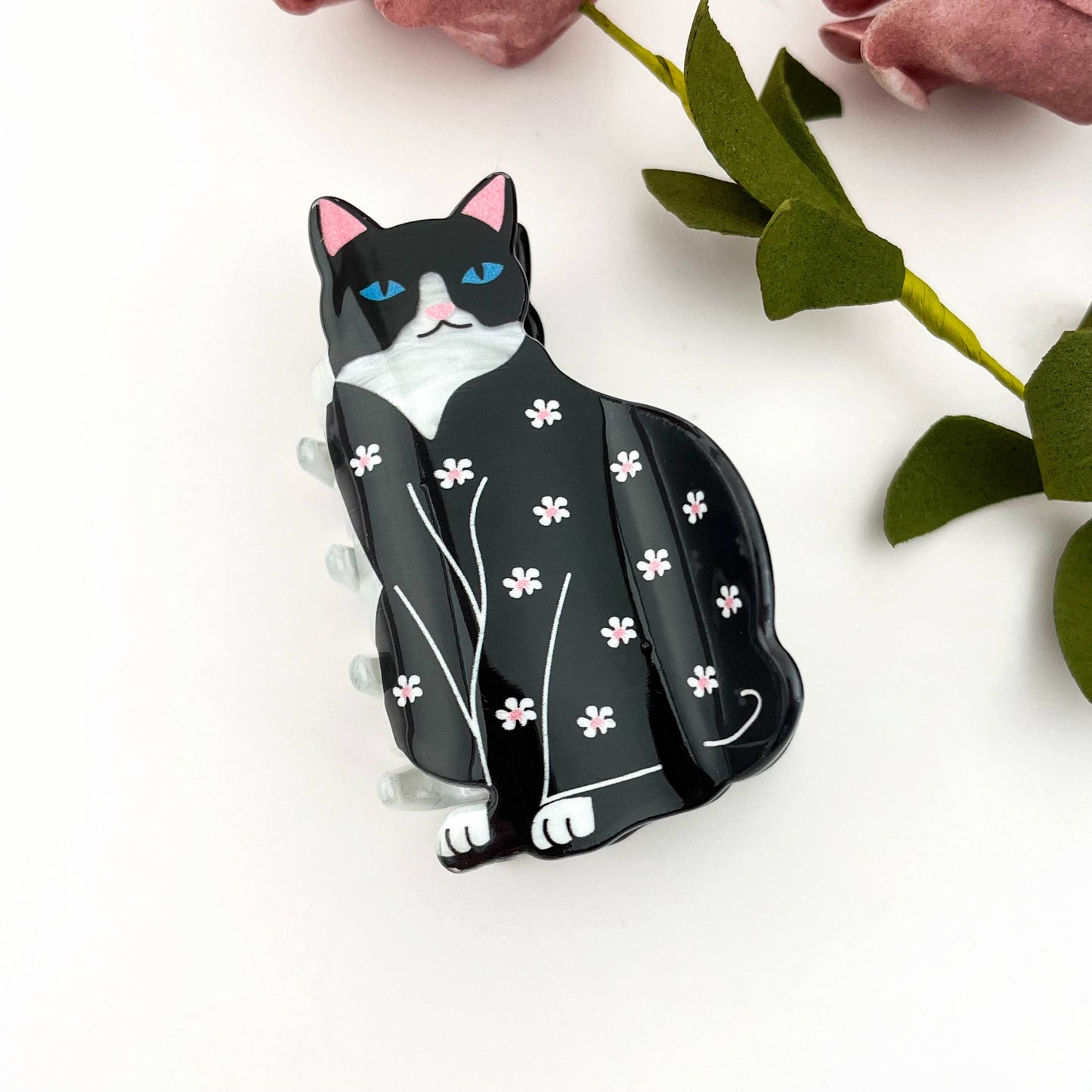 
                  
                    Floral Tuxedo Cat Acrylic Hair Claw
                  
                