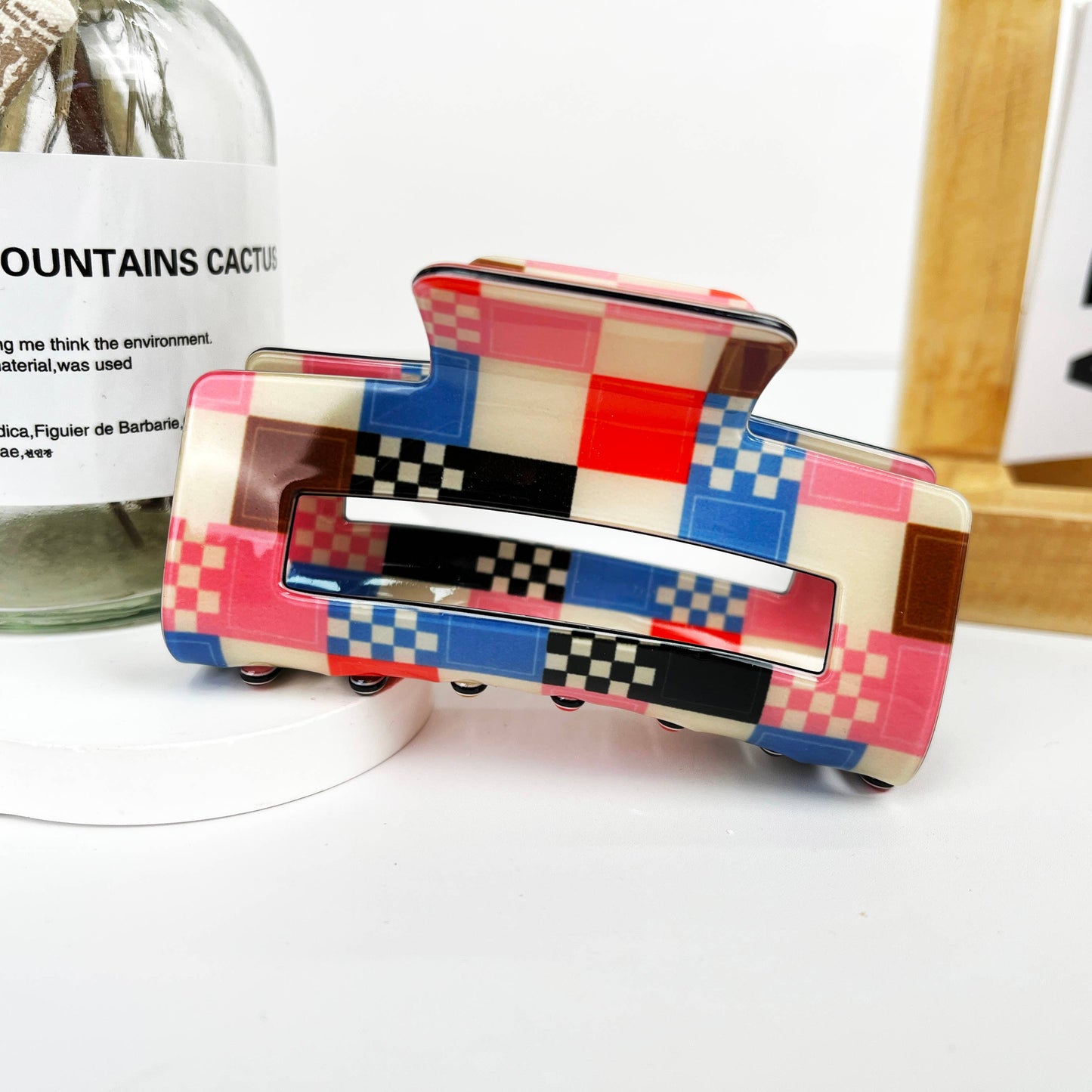 
                  
                    Modern Checkers Hair Claw
                  
                