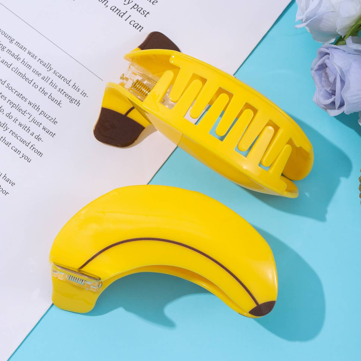 
                  
                    Banana Hair Claw
                  
                