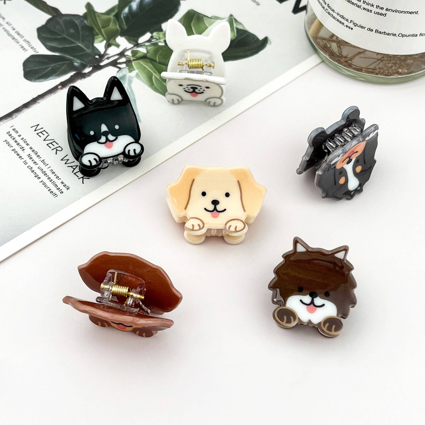 
                  
                    Mini Pups Hair Claw
                  
                