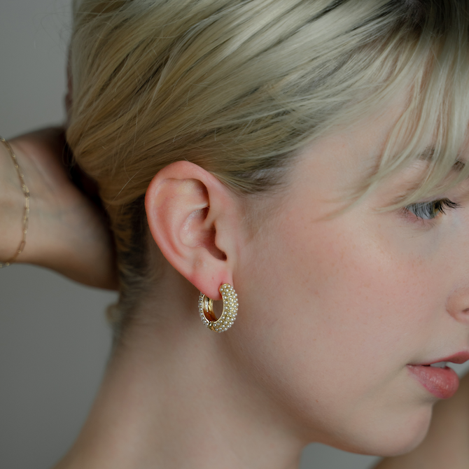 
                  
                    Darling Diva Huggies in Pearl
                  
                