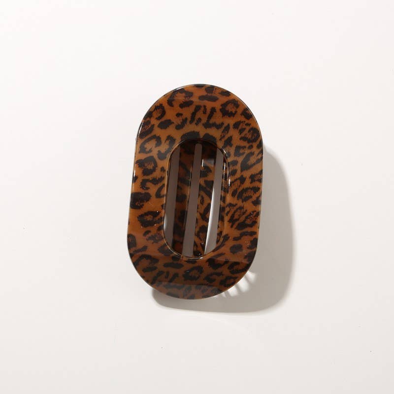 
                  
                    Printed Lay Flat Oval Hair Claws
                  
                