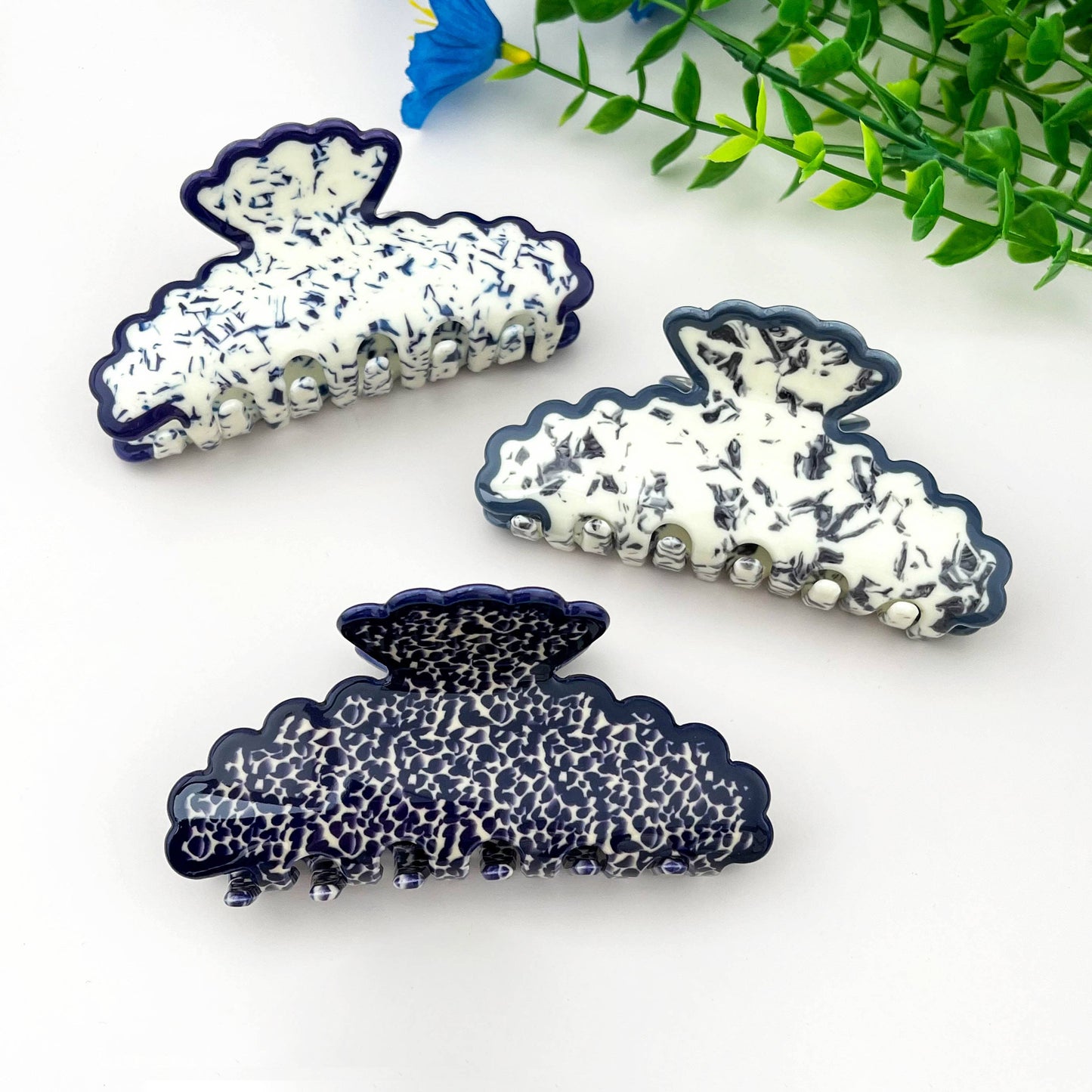 
                  
                    Terrazzo in Blue Scalloped Hair Claw
                  
                