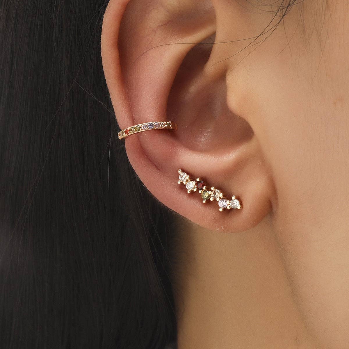 
                  
                    New Geometric Star Shape Ear Clips with Pearl and Zirconia
                  
                