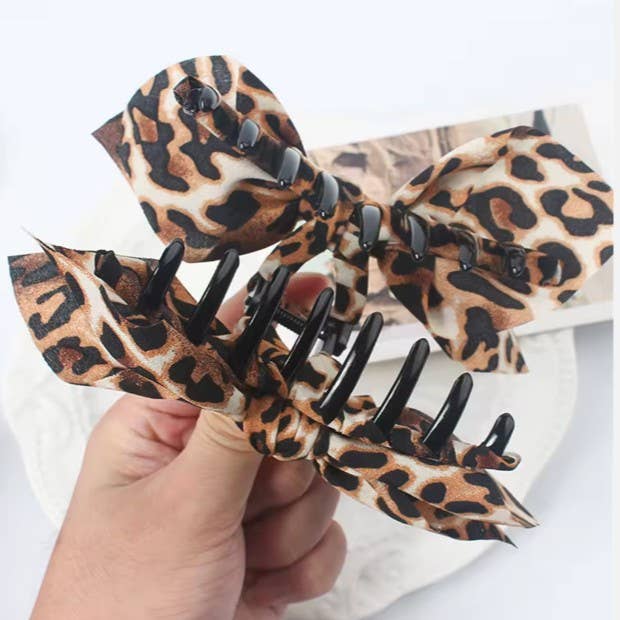 
                  
                    Animal Print Fabric Hair Claw
                  
                