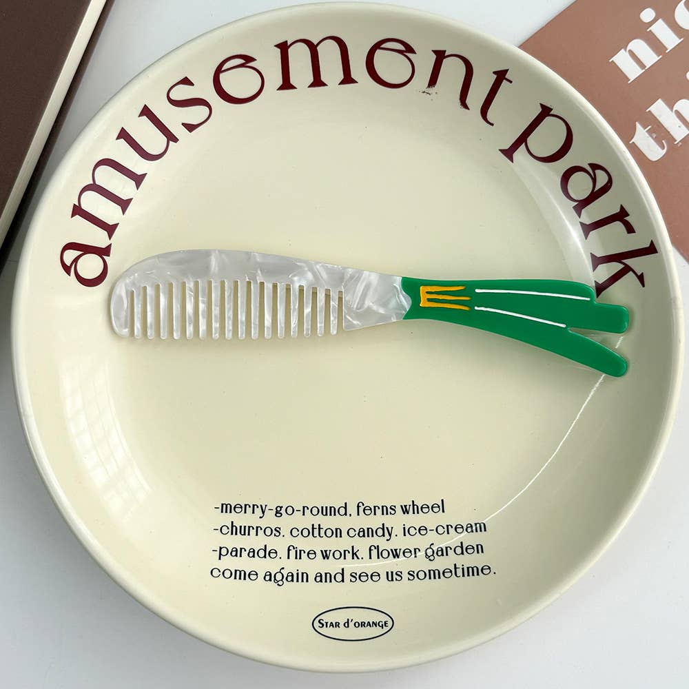 
                  
                    Acetate Animal Combs
                  
                