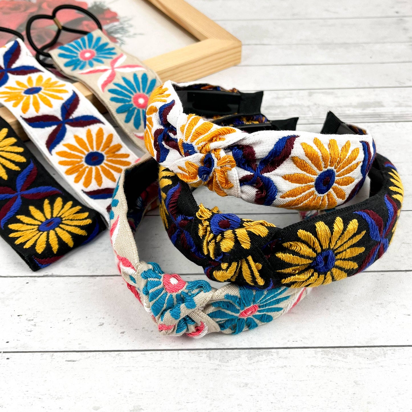 
                  
                    Embroidered Coneflower Knotted Headband
                  
                