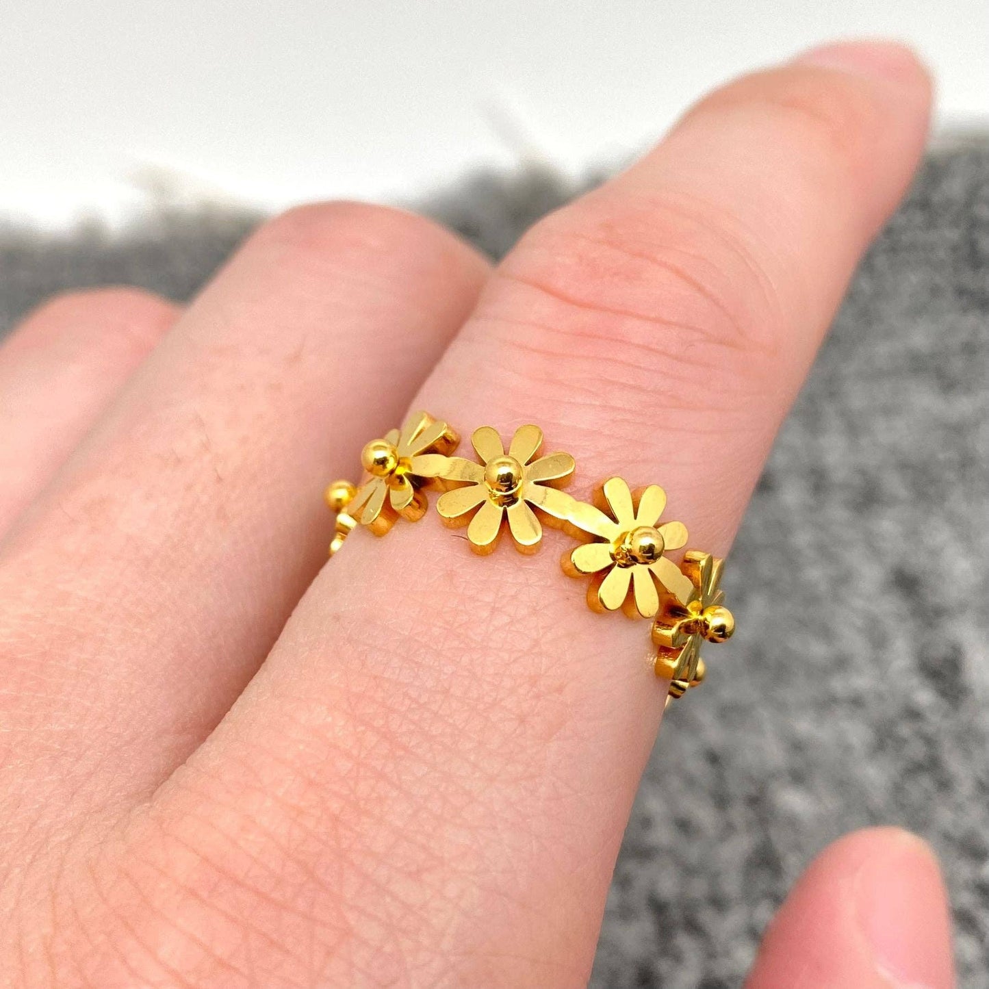 
                  
                    Deco Daisies Adjustable Ring
                  
                