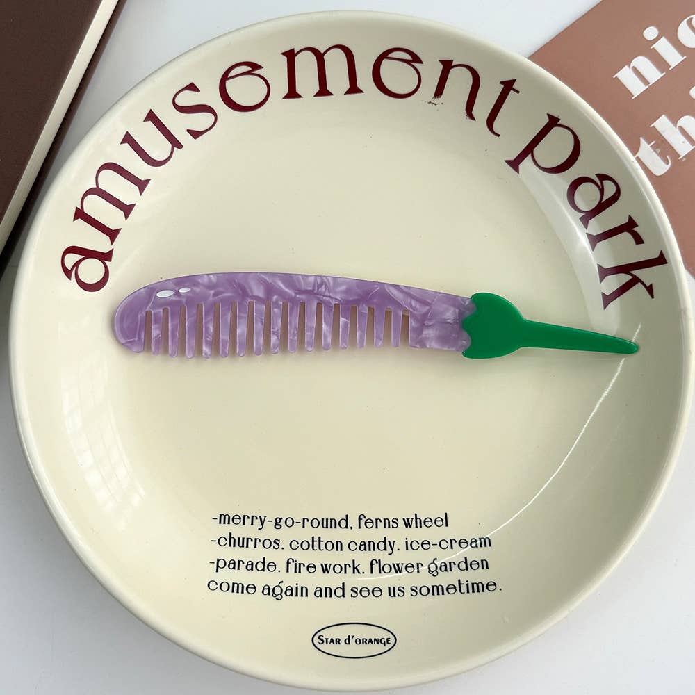 
                  
                    Acetate Animal Combs
                  
                