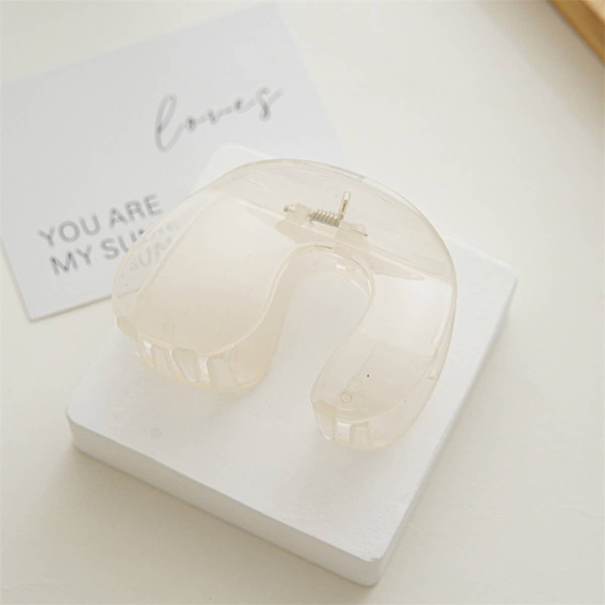 
                  
                    Modern Minimalist Hair Claw
                  
                