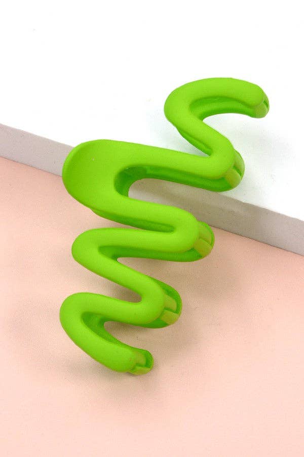 
                  
                    Matte Squiggle Claw
                  
                