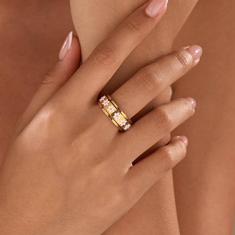 
                  
                    Daisy Spinner Fidget Ring
                  
                