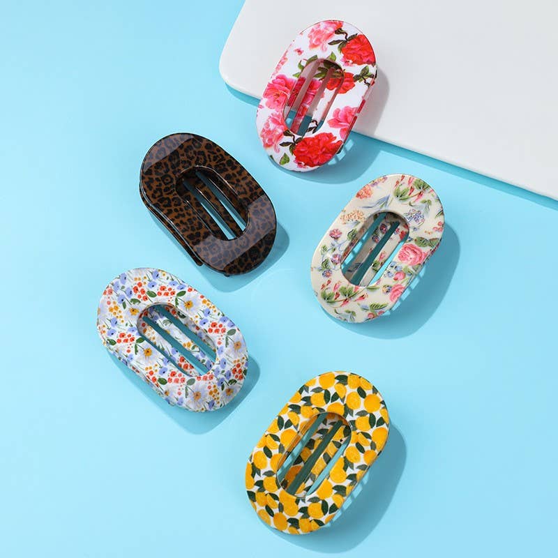 
                  
                    Printed Lay Flat Oval Hair Claws
                  
                