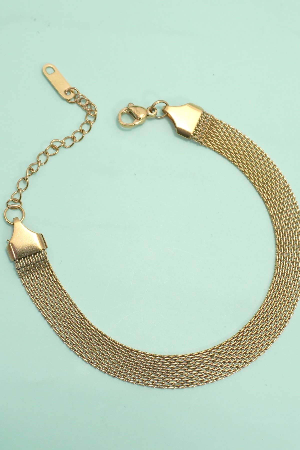 
                  
                    Chunky Flat Chain Toggle Bracelet
                  
                