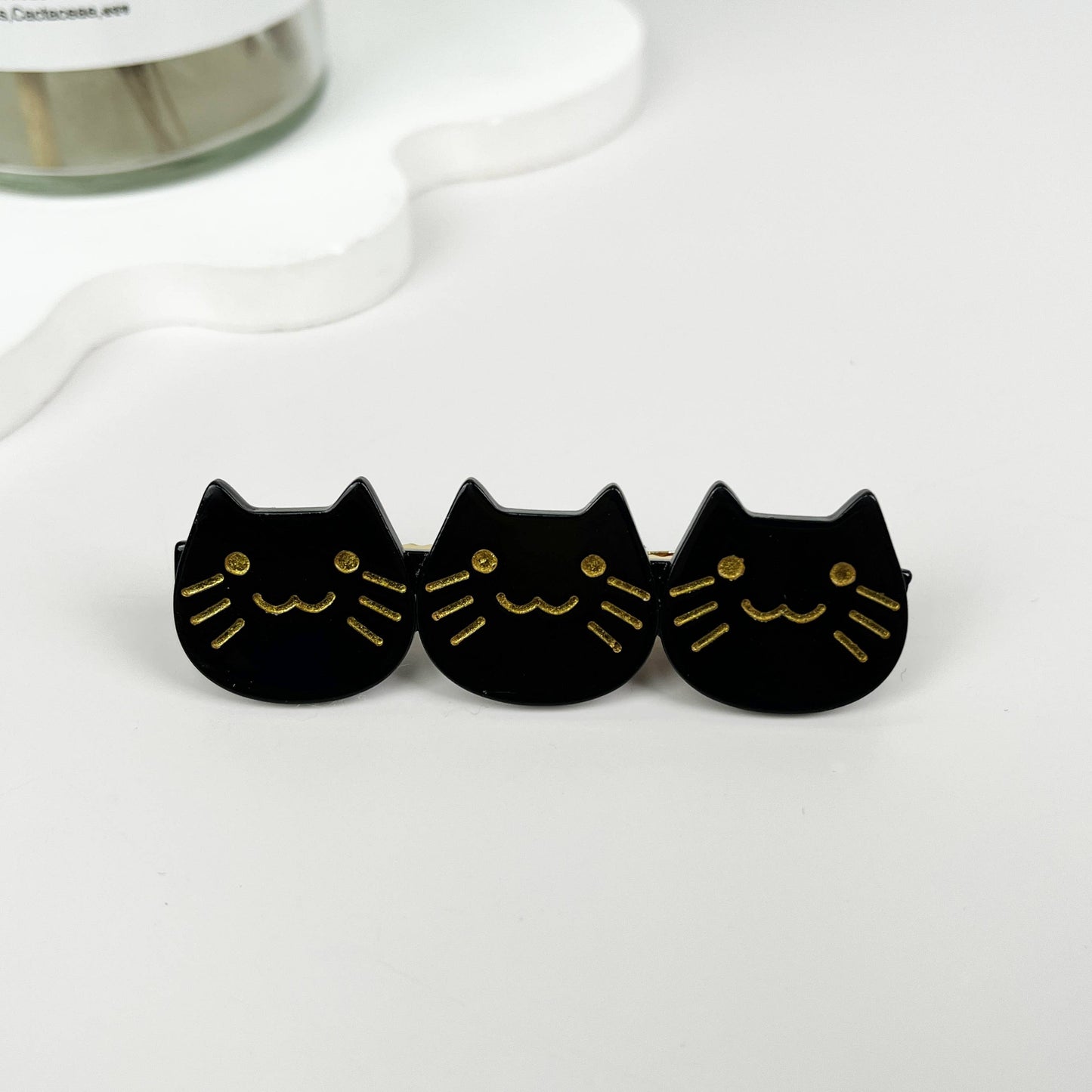 
                  
                    Retro Cats Duckbill Hair Clip
                  
                