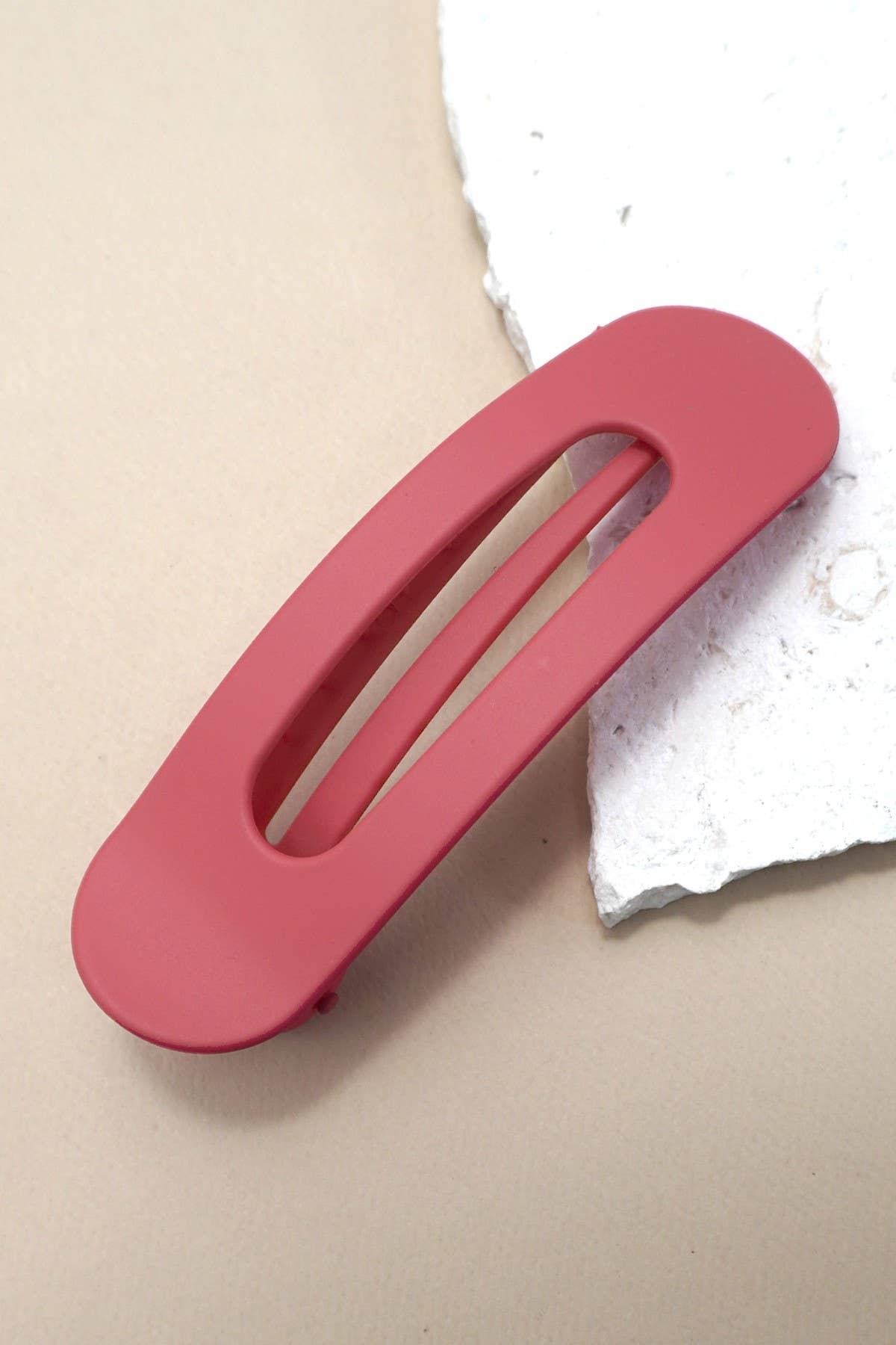 
                  
                    Long Flat Oval Hair Claw
                  
                