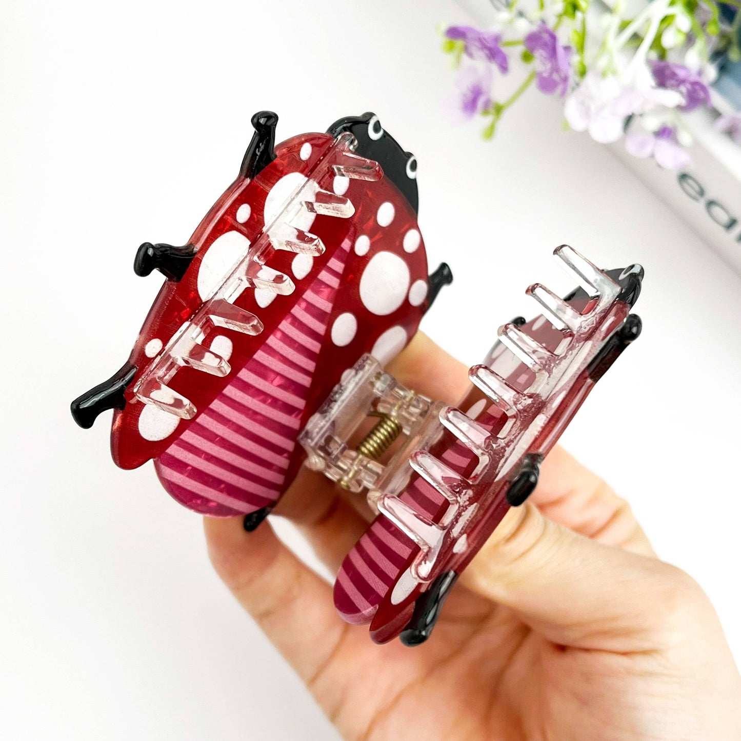 
                  
                    Ladybug Hair Claw
                  
                