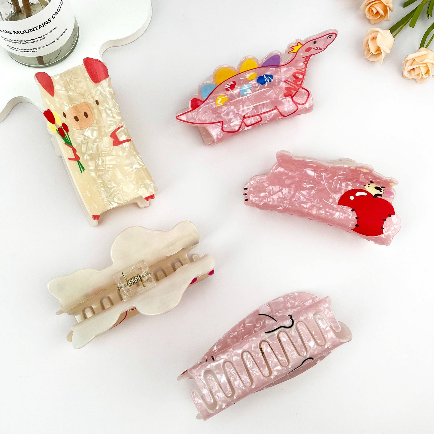 
                  
                    Jumbo Cartoon Hair Claws
                  
                