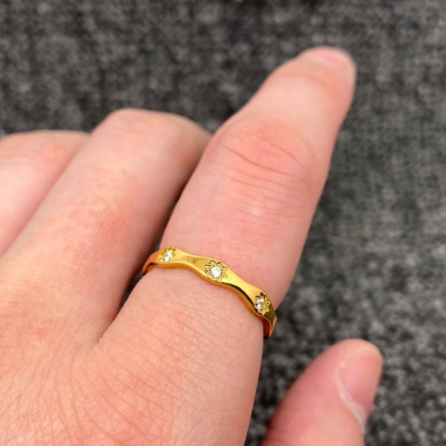 
                  
                    Inlaid Zircon Stars 18K Dainty Ring
                  
                