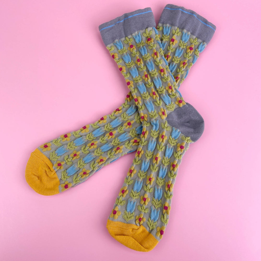 Embossed Florets Socks