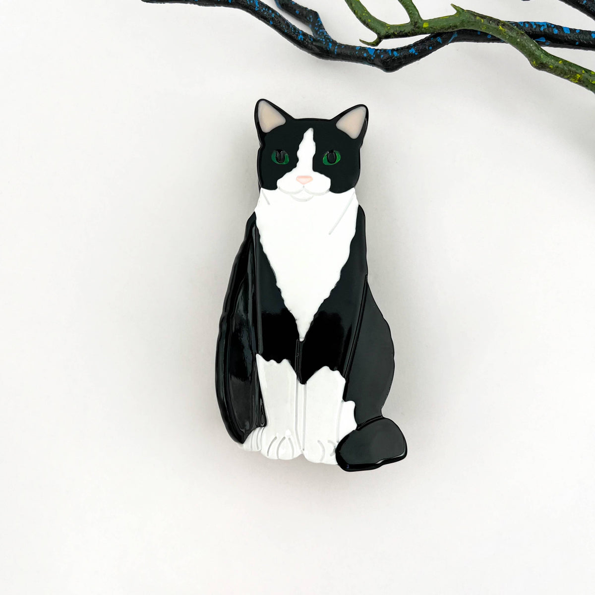 
                  
                    Sitting Cat Hair Claw
                  
                