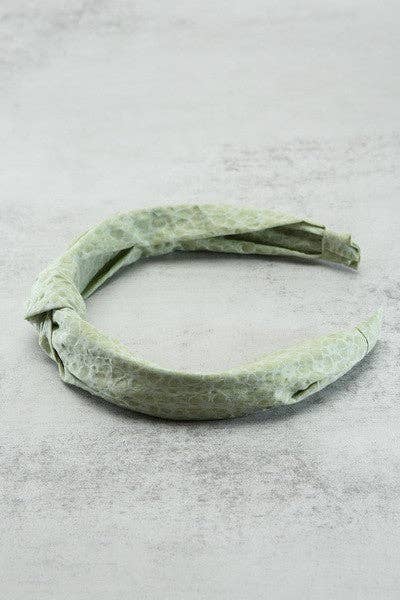 
                  
                    Knotted Soft Florals Headband
                  
                