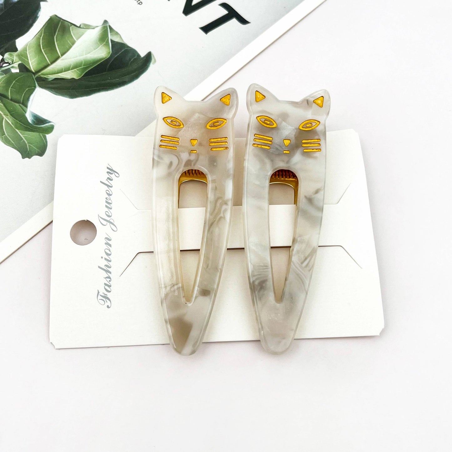 
                  
                    Cat Alligator Hair Clips
                  
                